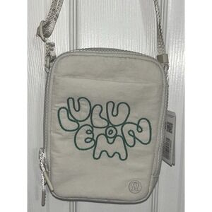 Lululemon Easy Access Crossbody Bag 1.5L Ecru Embroidered Green Water Resistant